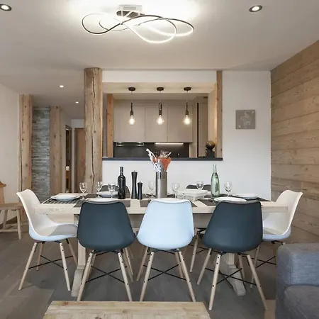 Cosy T3 Renove, Ski-in/ski-out, Balcon, Parking Prive, Centre - Fr-1-664-40 Apartment Courchevel